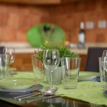 La Orilla Appartement *