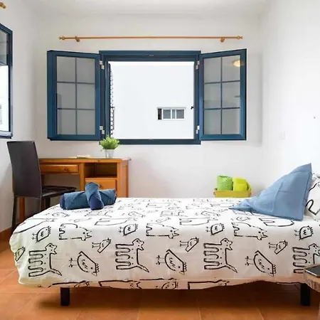 La Orilla Apartment *